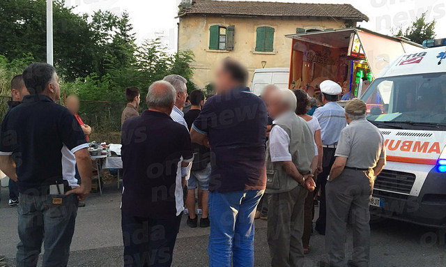 Montesano: venditore ambulante di Teggiano si accascia e muore durante i festeggiamenti in onore di San Pietro