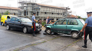 Scontro tra due auto a Padula Scalo. Ferite tre persone