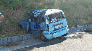 Tamponamento tra due auto sull’A3 tra Polla e Atena Lucana. Ferite due persone