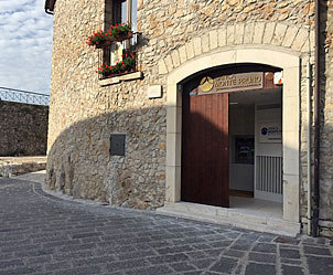 Banca Monte Pruno, orari speciali di apertura nel centro storico di Teggiano