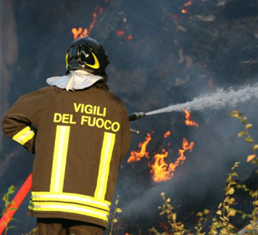 vigili del fuoco incendio evidenza 3