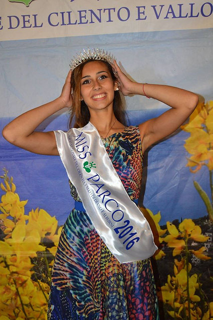 Ilaria Cennamo è Miss Parco del Cilento, Vallo di Diano e Alburni 2016