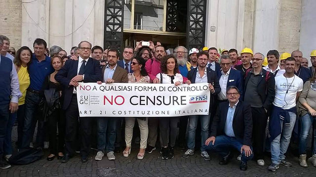 Libertà di stampa. Sit-in dei giornalisti davanti al Tribunale di Salerno