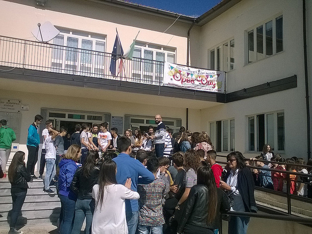 Padula: Liceo “Pisacane” celebra Giornata Nazionale delle vittime dell’immigrazione