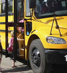 Buonabitacolo: genitori si autotassano, servizio scuolabus ripristinato dopo un mese