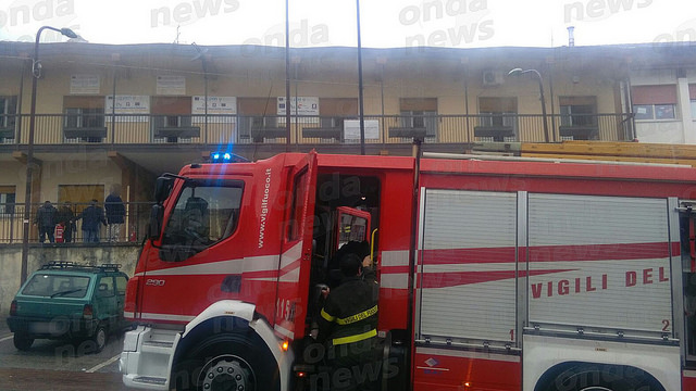 Incendio all’Istituto Scolastico “Giovanni Falcone” di Sassano. Si ritorna in classe il 13 marzo