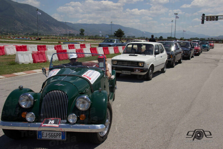 Teggiano: successo per il 2° Raduno di Auto e Moto d’epoca su circuito Valpista