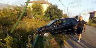 Teggiano:perde il controllo dell’auto e sbatte contro un palo.Ferito ragazzo di Monte San Giacomo