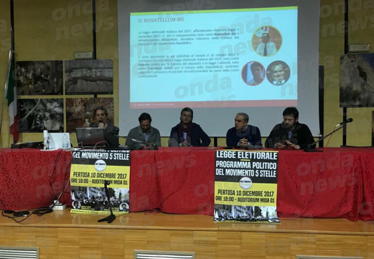 Tofalo e Cioffi del M5S a Pertosa: “Tagli ai costi della politica e controllo da parte dei cittadini”