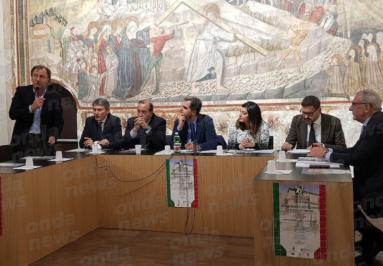 Teggiano: presentato il progetto “Cittadinanza e Costituzione. La Scuola in Comune”