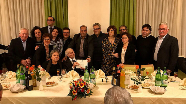 La comunità e l’Amministrazione di Teggiano festeggiano i 100 anni di Nicola D’Alessio