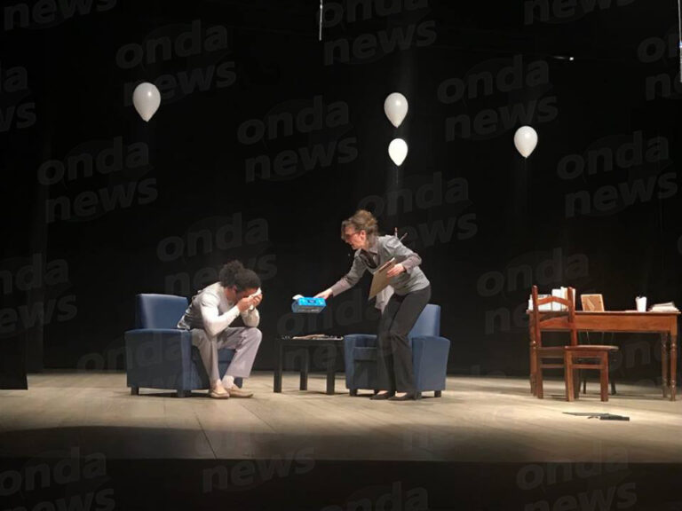 Teatro in Sala. Applausi per lo spettacolo “Io sono” della Compagnia “C.L.A.E.T.” di Palombina Nuova