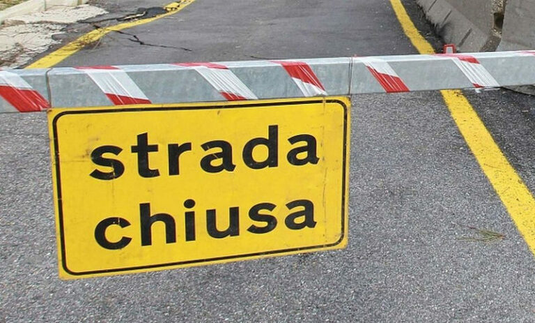 Auletta: chiusa la strada comunale “Terre Larghe” a causa di uno smottamento