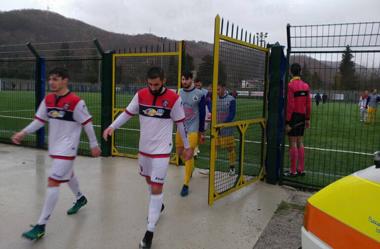 Calcio. Il Valdiano ritrova la vittoria e il “Sorriso”, una rete del talento napoletano piega il Solofra