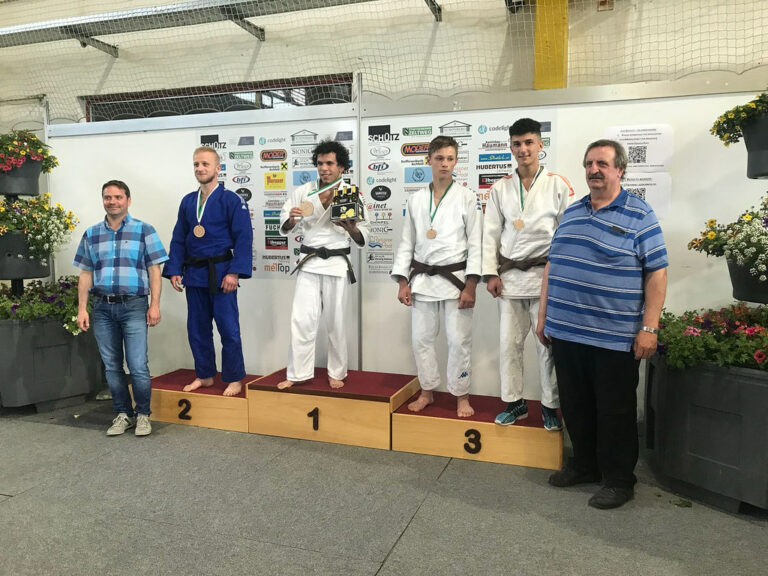 Bottino di medaglie nel torneo austriaco per i judoka della New Kodokan di San Pietro al Tanagro