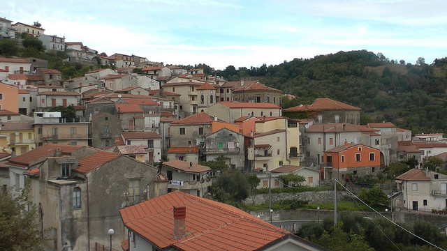 Servizio di telesoccorso. Il sindaco di Santa Marina richiede l’attivazione al Piano di Zona