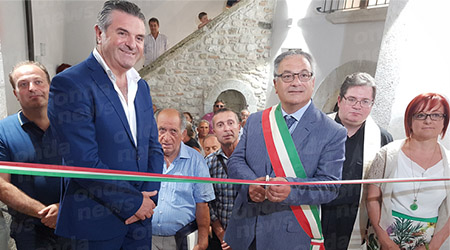 inaugurazione-palazzo-Caggiano-fbpng