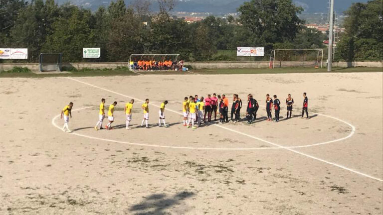 Calcio. Il Valdiano cede di misura alla Polisportiva Santa Maria che espugna il Vertucci di Teggiano