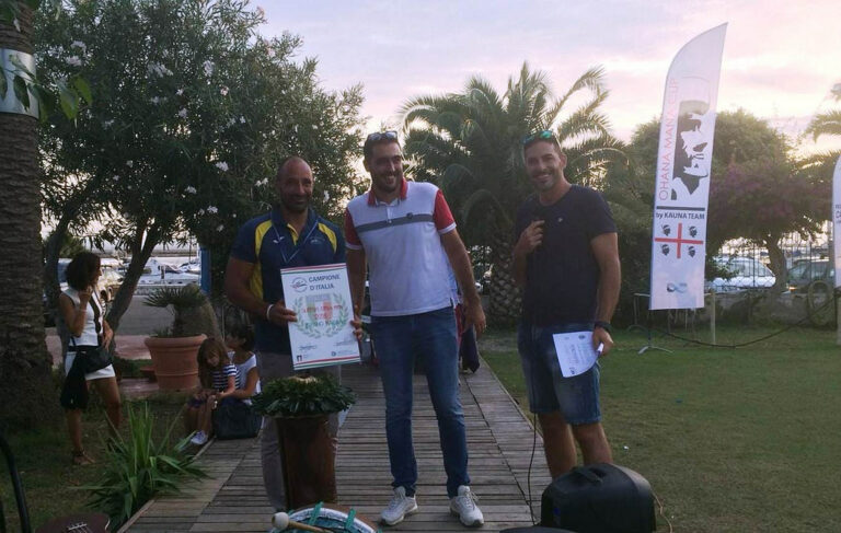 Mariano Bifano, campione di canoa di Policastro, conquista l’Ohana Mana Cup in Sardegna