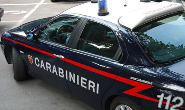 Teggiano: spendono banconote false in un negozio. Individuati e denunciati dai Carabinieri