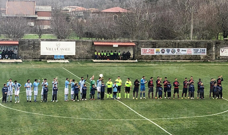 Calcio, per il Valdiano ancora un ko. Pasculli:”La sconfitta di Cervinara determinata dall’arbitro”