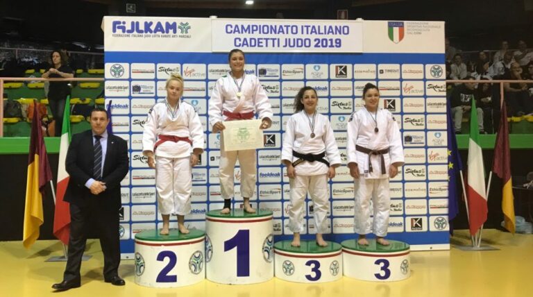 Viki Amendola della New Kodokan di San Pietro al Tanagro conquista i Campionati Italiani Cadetti di Judo