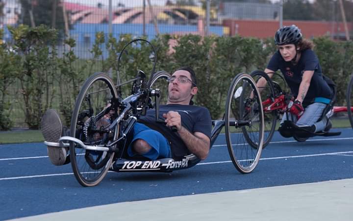 Caselle in Pittari: l’atleta Michele Fiscina presente in Handbike alla Mezza maratona di Agropoli