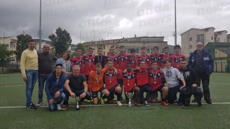 I giovani calciatori del “Pomponio Leto” di Teggiano “Campioni” al Torneo provinciale