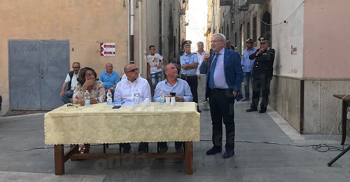 sacco incontro con la giornalista Capacchione FB