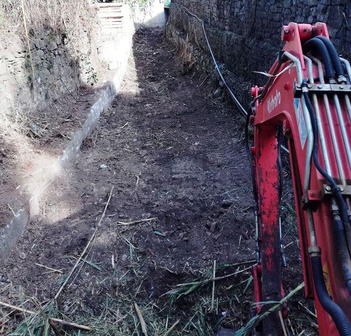 Avviata a Castellabate la pulizia dei valloni per prevenire problemi alla viabilità