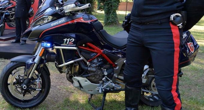 moto-carabinieri-ducati