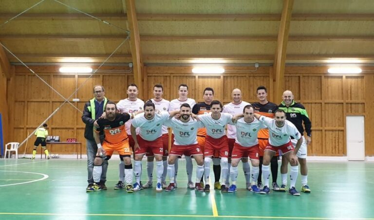 Lo Sporting Sala Consilina rullo compressore passa (0-5) sul campo della Futsal Coast