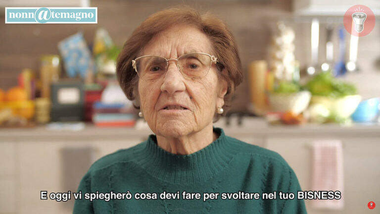 Nonna Rosetta di Casa Surace dispensa “consigli per svoltare e fare soldi” in un video targato “theShow”