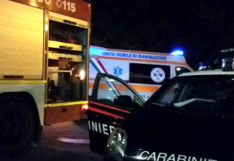 ambulanza-vigili del fuoco e carabinieri-480x330-1