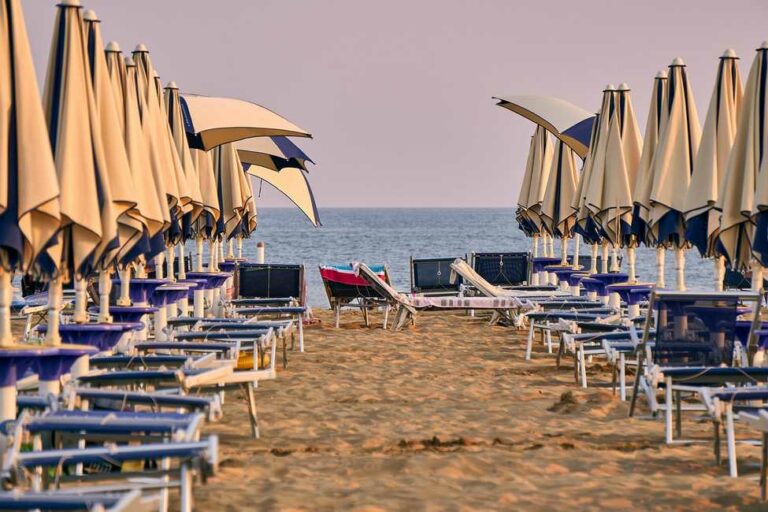 estate_spiaggia_ombrellone_stabilimento