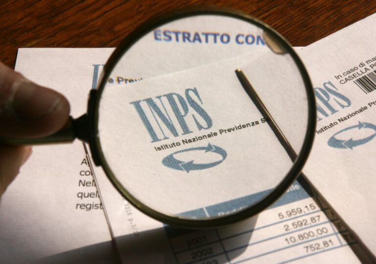 A marzo e aprile cassa integrazione per più della metà delle imprese italiane. I dati in uno studio dell’INPS