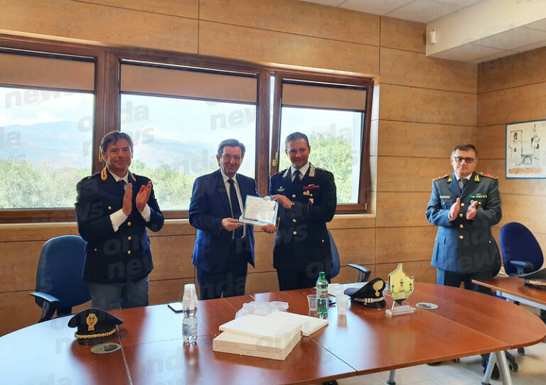 A Padula il saluto della Comunità Montana-Vallo di Diano al Capitano dei Carabinieri Davide Acquaviva