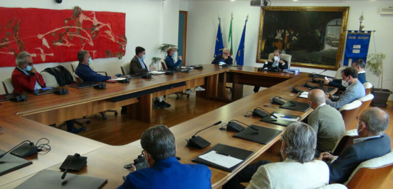 Emergenza Covid in Basilicata. Bardi incontra i sindaci della Val d’Agri:”Continuiamo il monitoraggio”