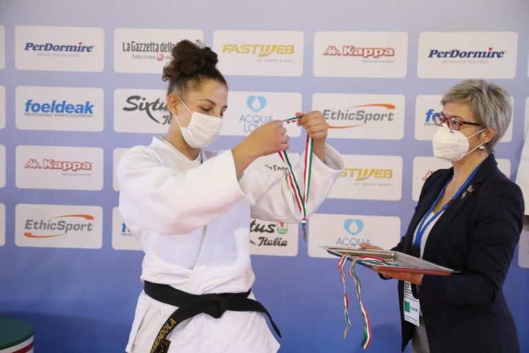 Bronzo per Viki Amendola della New Kodokan di San Pietro al Tanagro alle finali nazionali Juniores di Judo