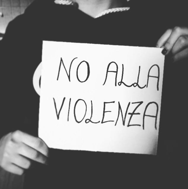 no alla violenza generica 22