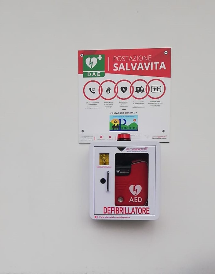 DEFIBRILLATORE A BOSCO