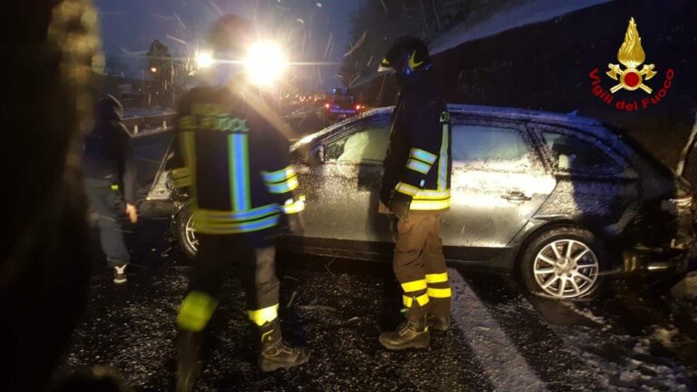 incidente raccordo sicignano potenza 15 gennaio 2021 3