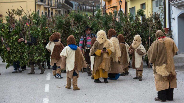 CARNEVALE SATRIANO DI LUCANIA 1