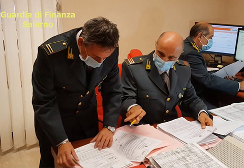 reddito cittadinanza finanza salerno evidenza