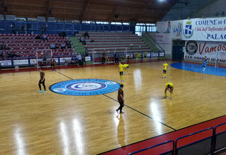 Calcio a 5. Vittoria pesante per lo Sporting Sala Consilina nel big match sul campo dell’Ecocity Cisterna (4-6)