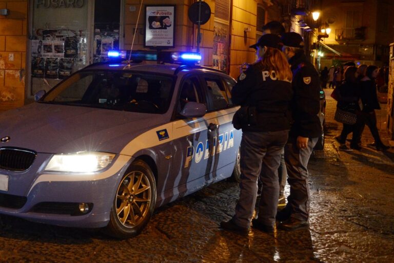 Polizia sera