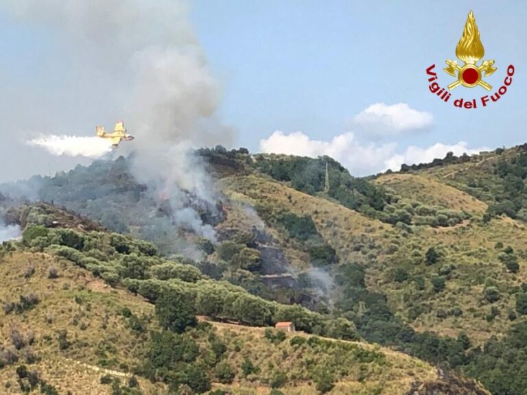 incendio arco naturale palinuro 02