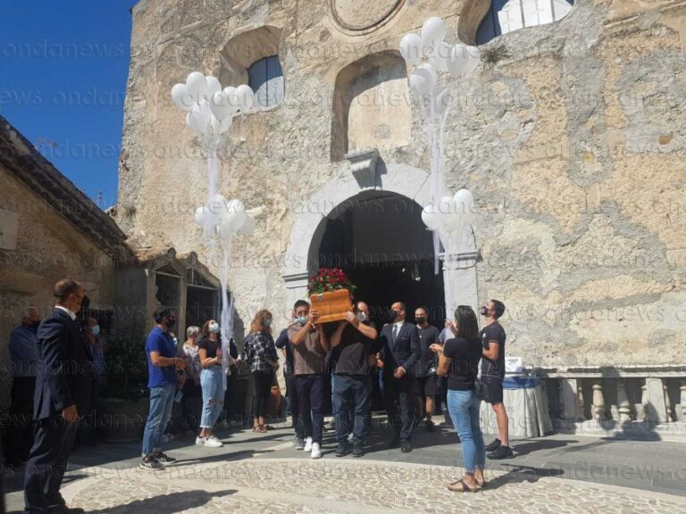 funerali giuseppe lupo caggiano