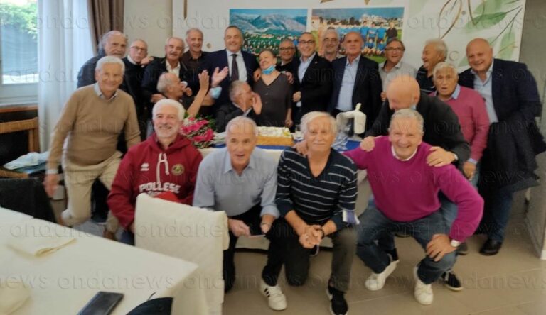 calciatori della Pollese 50 anni a