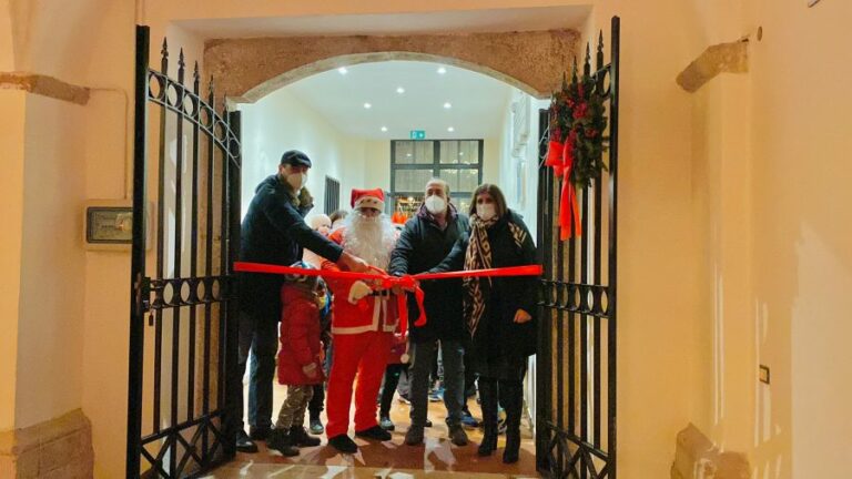 inaugurazione villaggio babbo natale a teggiano 1